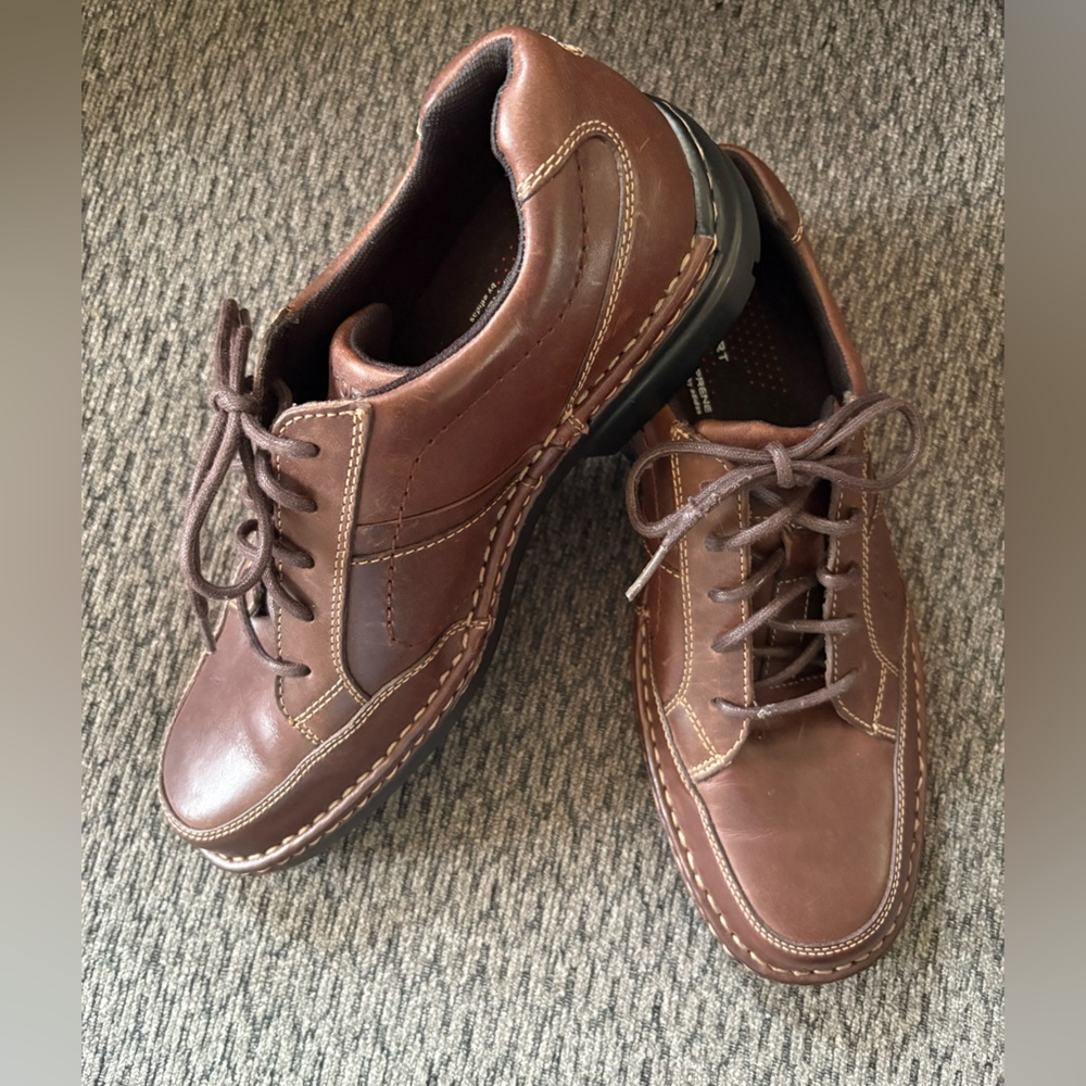 NWOB Rockport Men’s Brown Leather Oxford Walking Shoes Size9